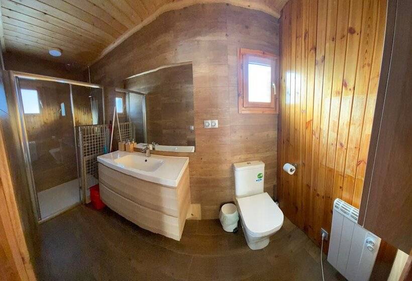 Camping Bungalows La Borda Del Pubill