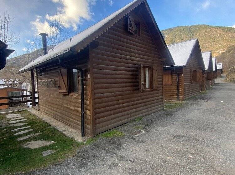 Camping Bungalows La Borda Del Pubill
