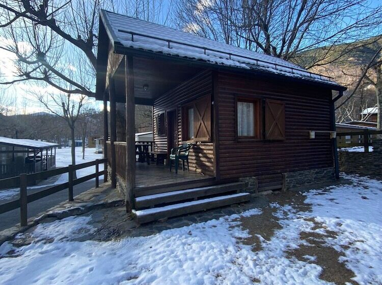 Camping Bungalows La Borda Del Pubill