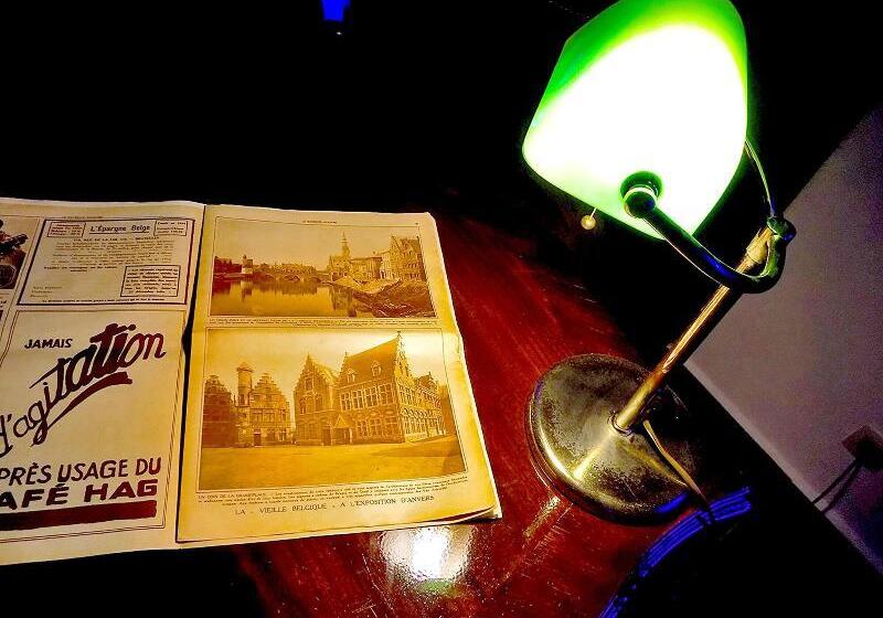 Fly Inn Hotel Lounge