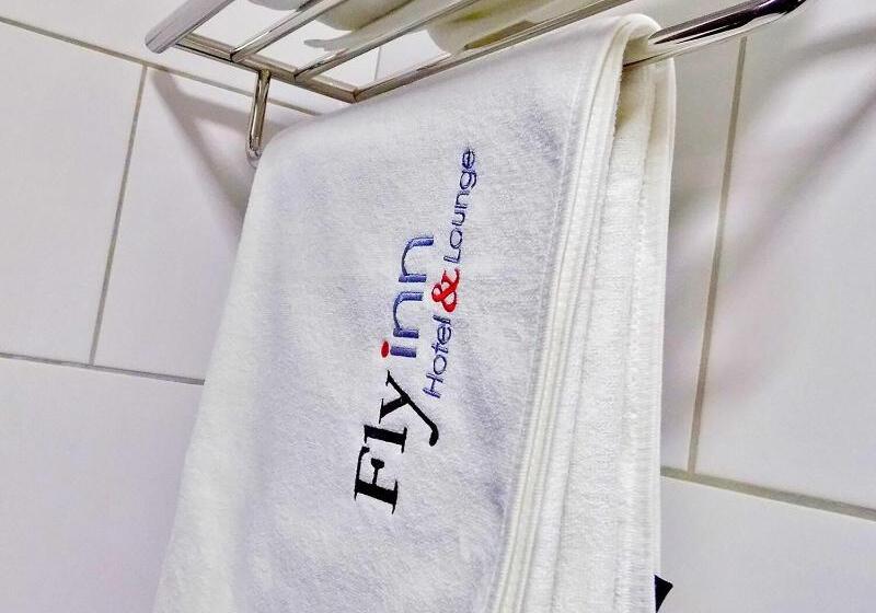 Fly Inn Hotel Lounge