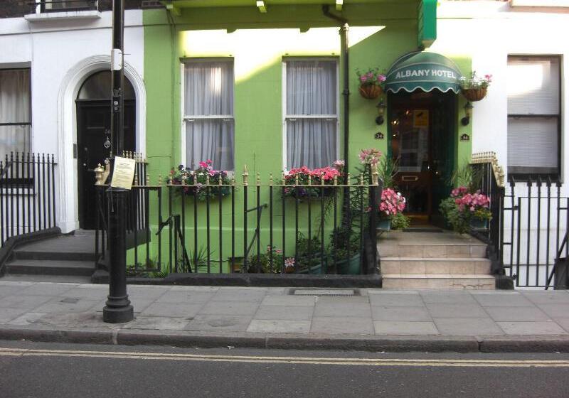 هتل Albany