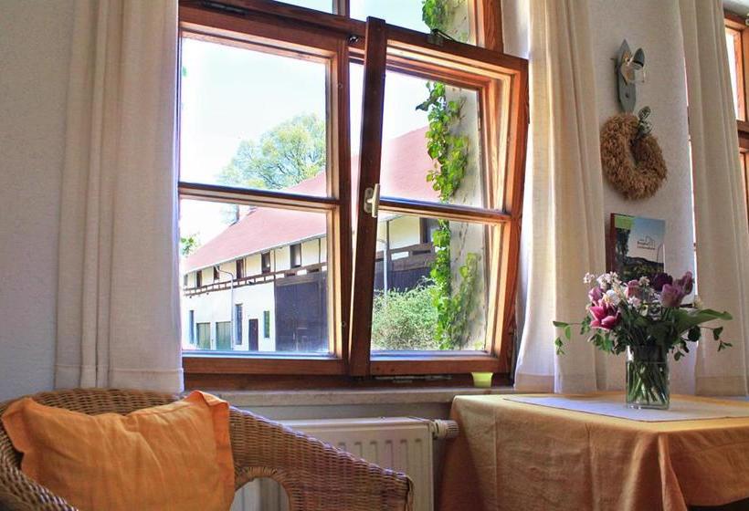 Отель Berghof Lichtenhain