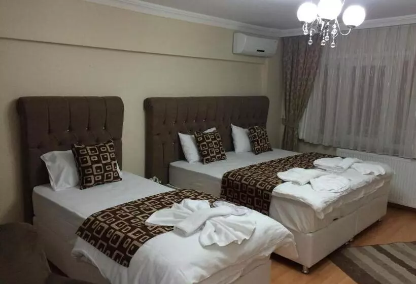 Hotelli Black Bird Suite