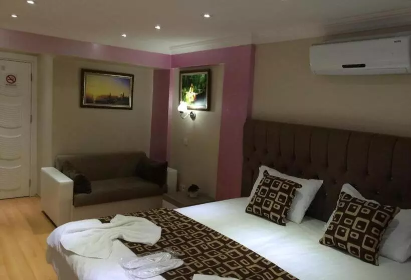 Hotelli Black Bird Suite