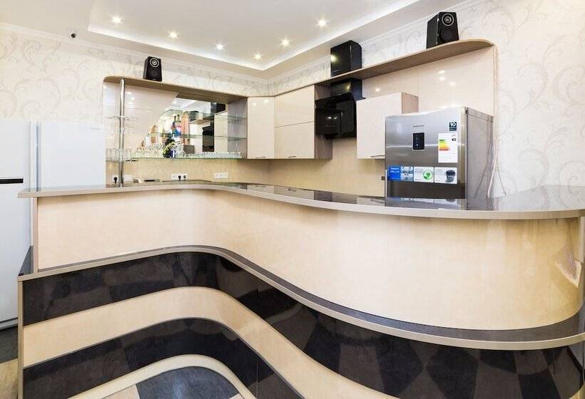 فندق Chetyre Sezona