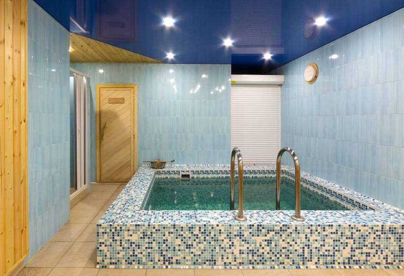 فندق Chetyre Sezona