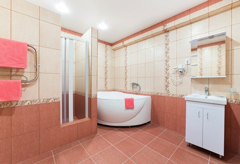 فندق Chetyre Sezona