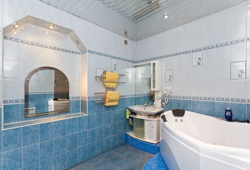 فندق Chetyre Sezona