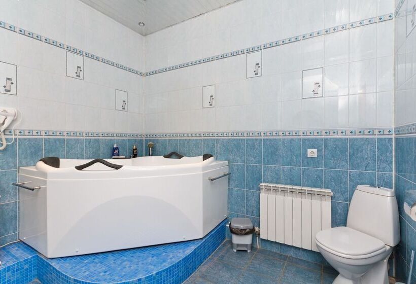 فندق Chetyre Sezona