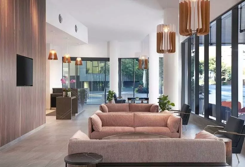 ホテル Courtyard By Marriott Brisbane South Bank