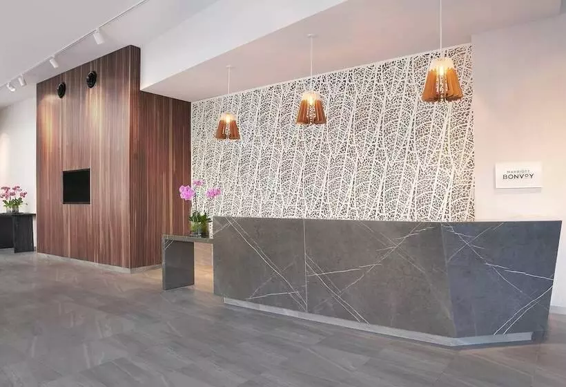 ホテル Courtyard By Marriott Brisbane South Bank