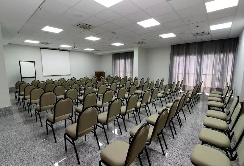 Easy Hotel Cachoeiro De Itapemirim By Atlantica
