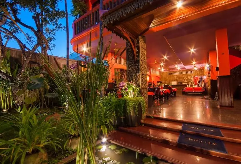 هتل Golden Butterfly Villa