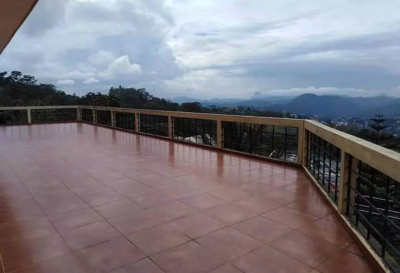 Hotel Kandy Highland Unique