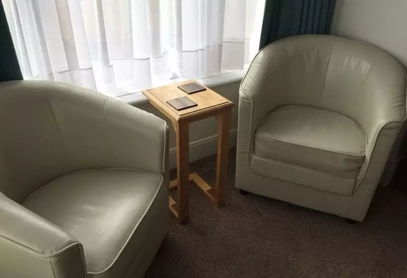 هتل Kenmore Guest House
