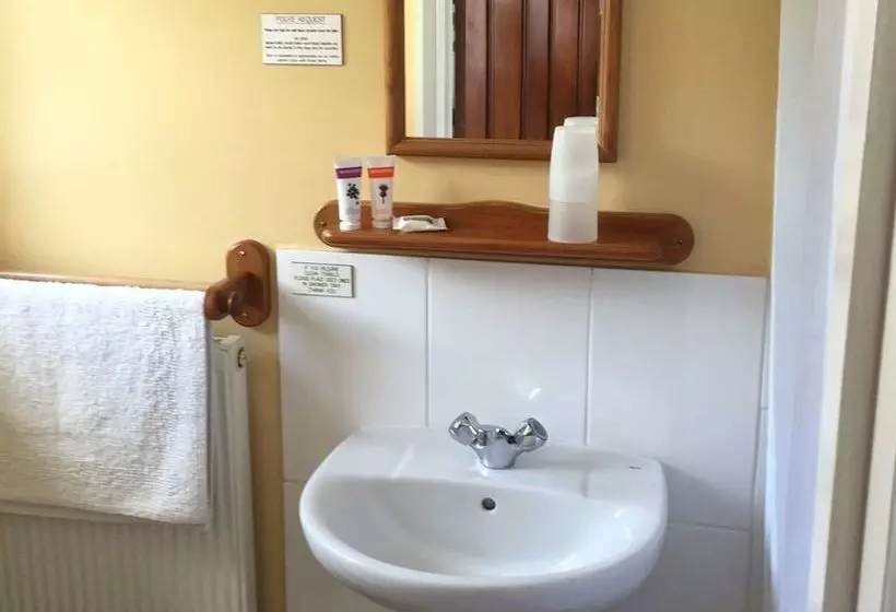 هتل Kenmore Guest House