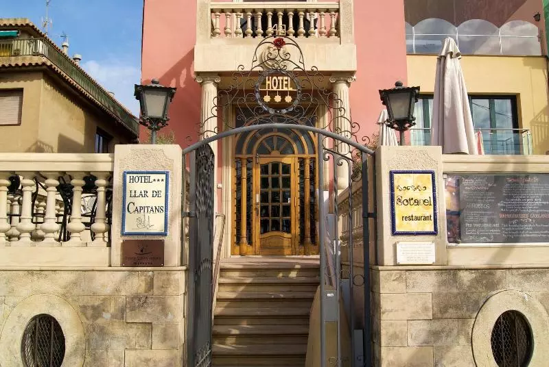 Hotel Llar De Capitans