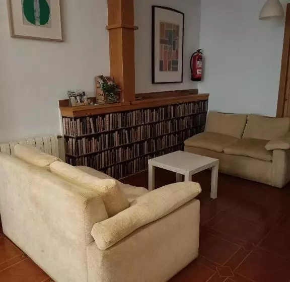 ホテル Pensión Argüelles