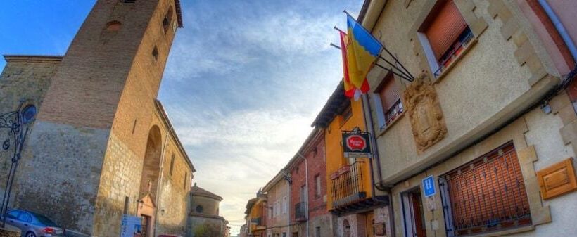 田舎風ホテル Rural Redecilla Del Camino