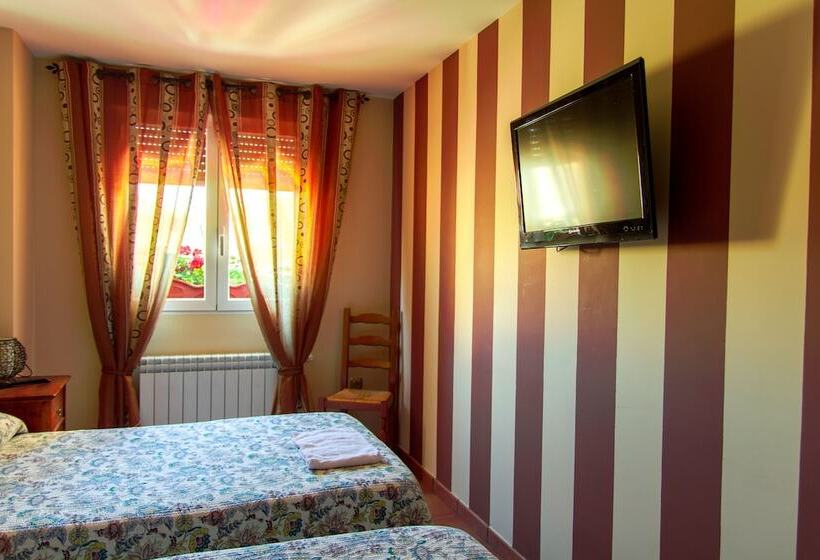 田舎風ホテル Rural Redecilla Del Camino