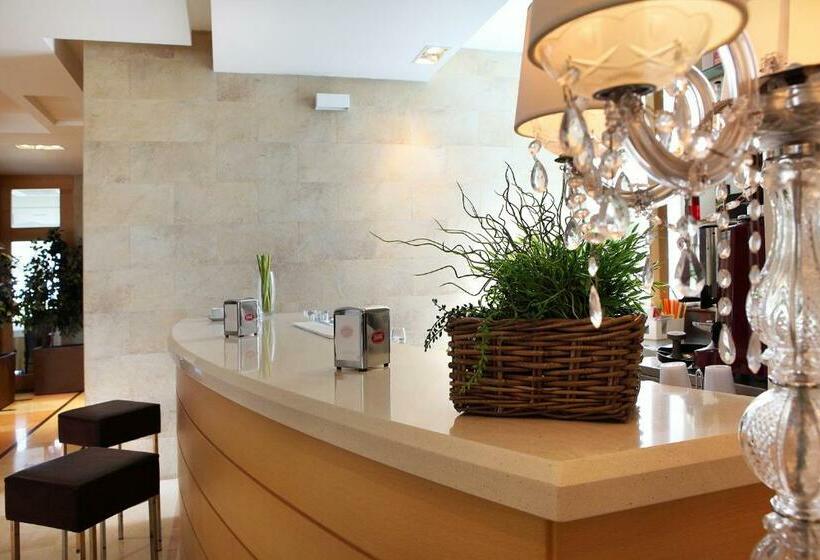 Hotel Scoglio Degli Achei