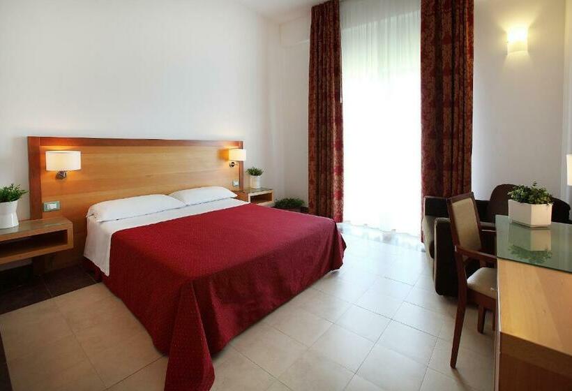 Hotel Scoglio Degli Achei