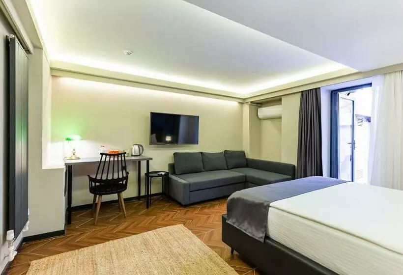 هتل Snog Rooms & Suites