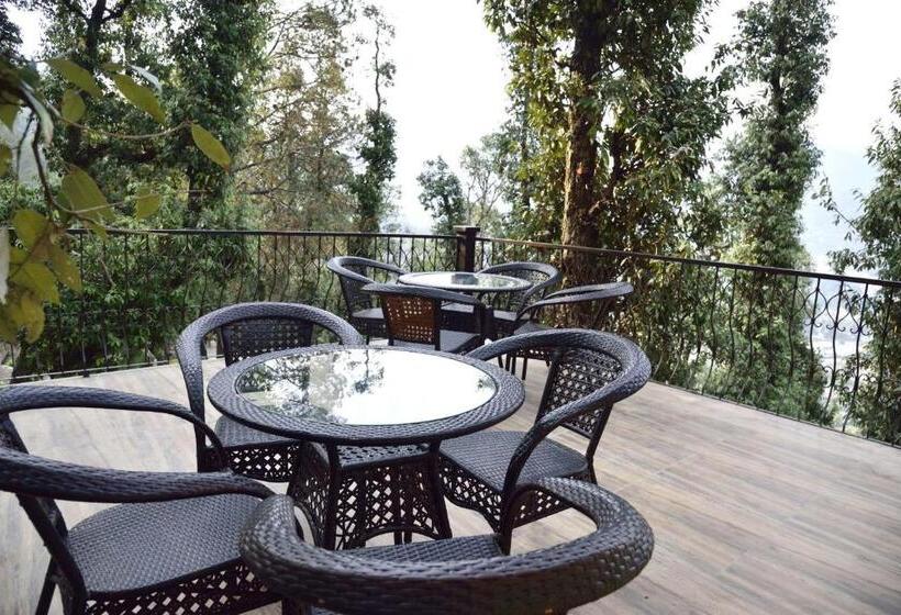 هتل The Fern Hillside Resort Bhimtal