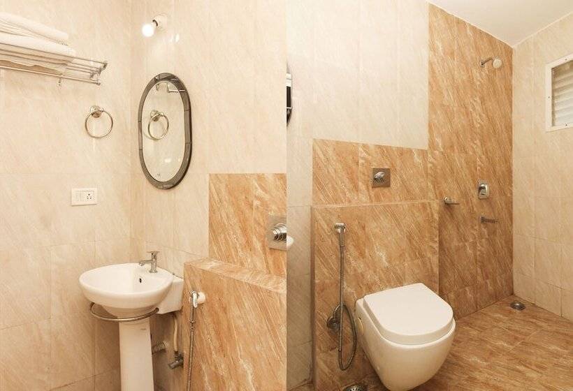 Szálloda Treebo Srico