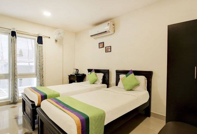 Szálloda Treebo Srico