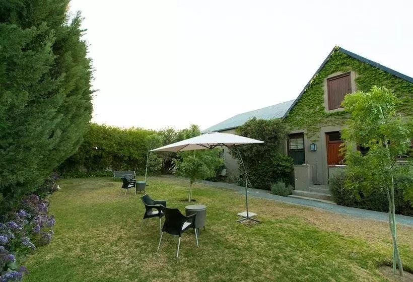 ペンション Old House Lodge