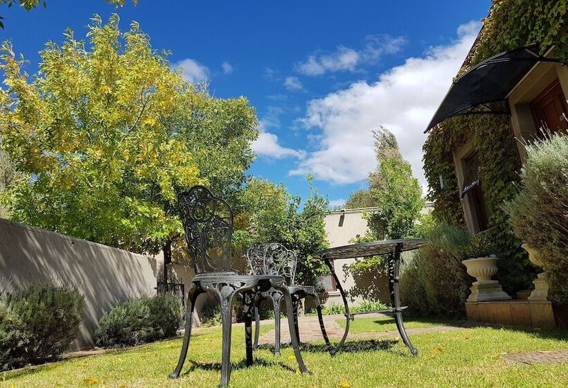 膳宿费 Old House Lodge