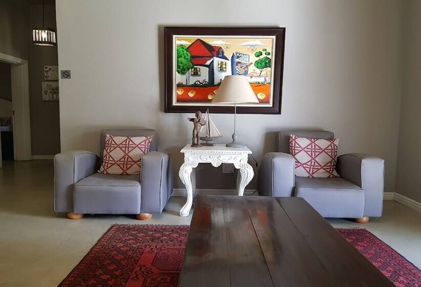 膳宿费 Old House Lodge