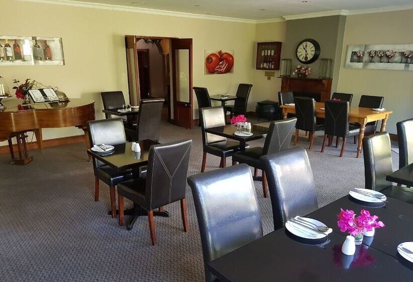 膳宿费 Old House Lodge