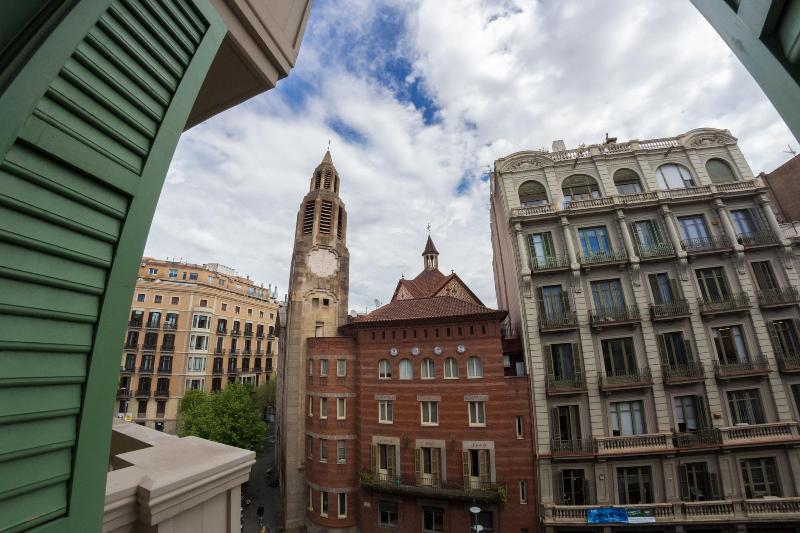 Sant Jordi Hostels Rock Palace