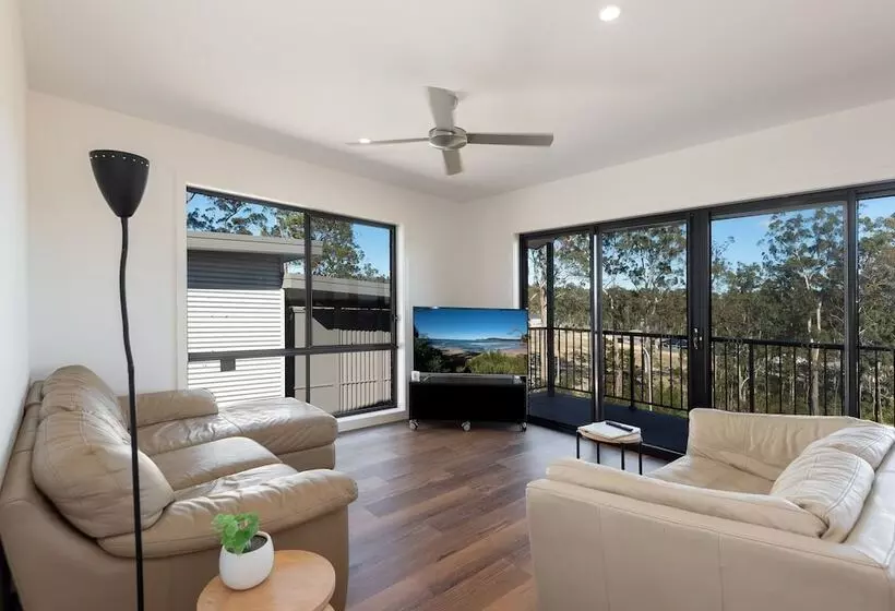 Aamiaismajoitus (B&B) Batemans Bay Delight