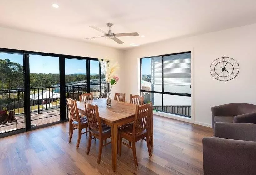 Aamiaismajoitus (B&B) Batemans Bay Delight