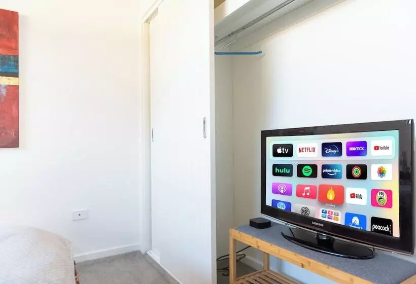 Aamiaismajoitus (B&B) Batemans Bay Delight