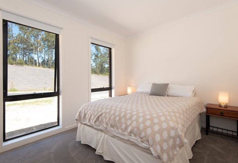 Bed and Breakfast Batemans Bay Delight