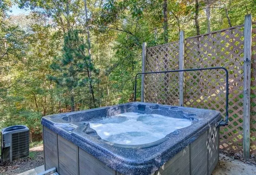 Buck Valley Lodge Mountain Getaway!