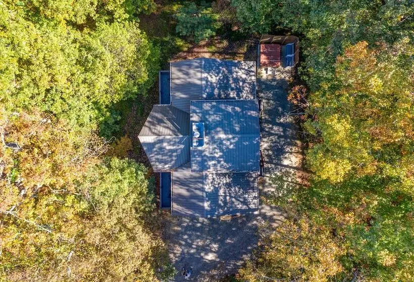 Buck Valley Lodge Mountain Getaway!