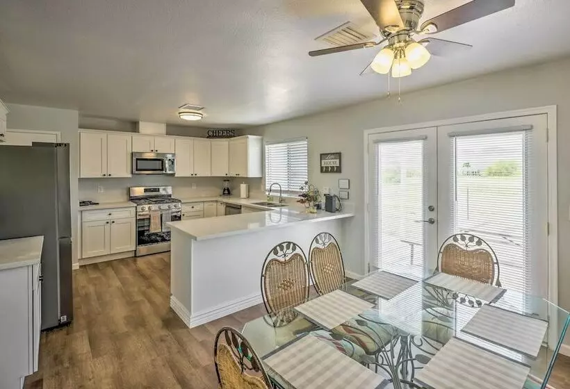 Bullhead City Home, Steps To Colorado River!