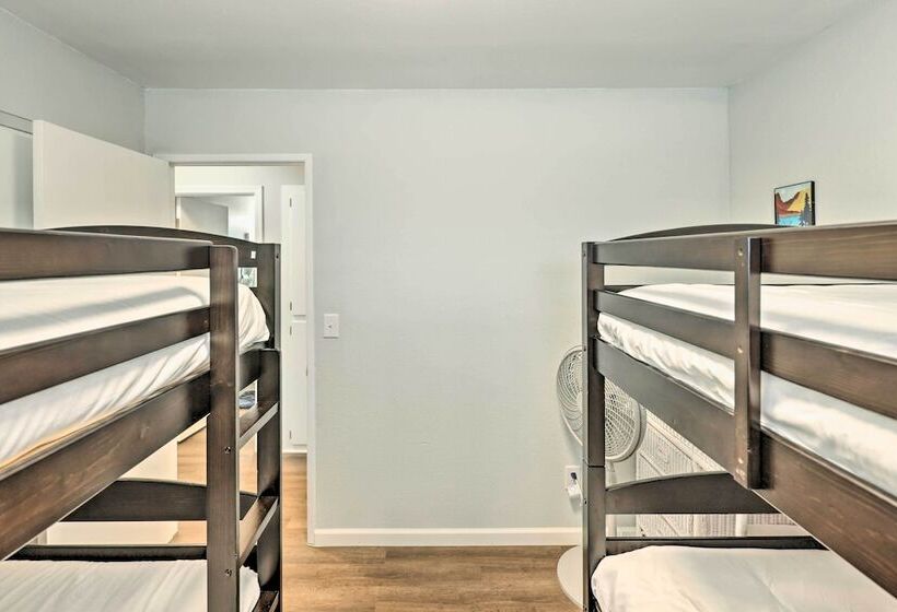 Bullhead City Home, Steps To Colorado River!