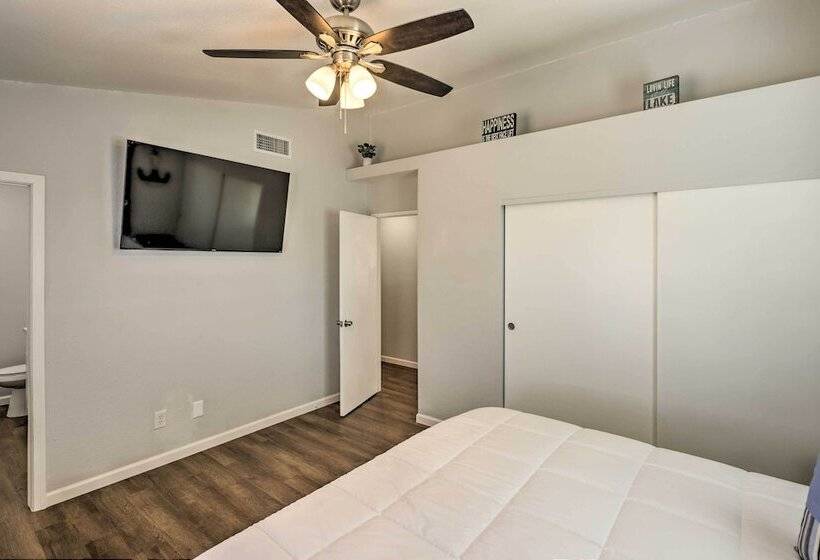 Bullhead City Home, Steps To Colorado River!