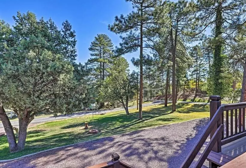 Central Pine Hideaway Family Friendly!