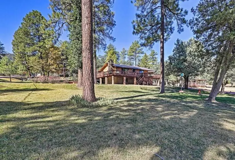 Central Pine Hideaway Family Friendly!