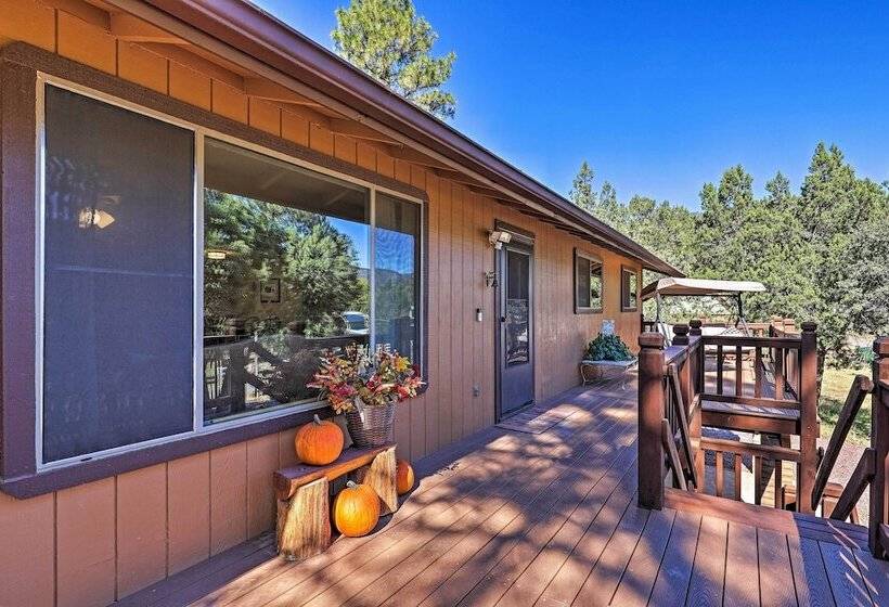 Central Pine Hideaway Family Friendly!