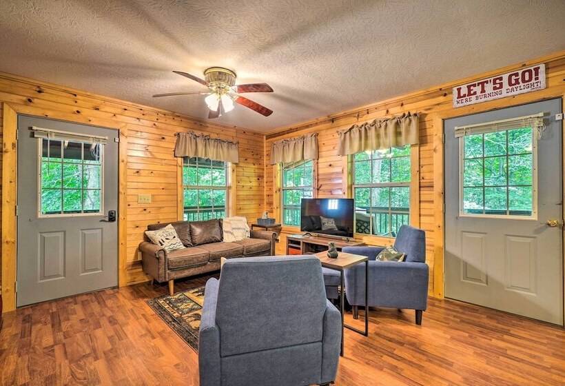 Charming Cabin < 3 Mi To Dale Hollow Lake!