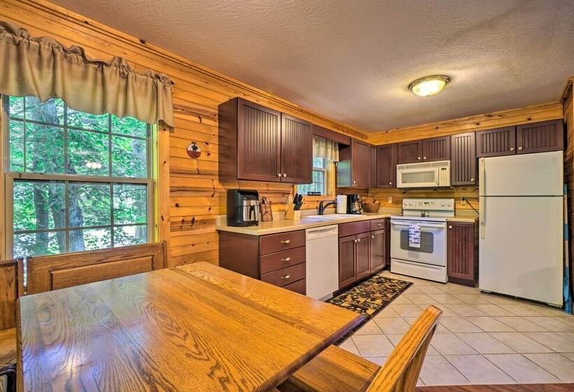Charming Cabin < 3 Mi To Dale Hollow Lake!